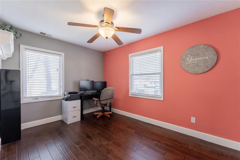 2801 W 75th Place