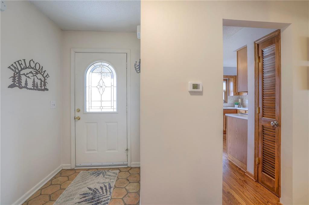 10238 Robinson Street