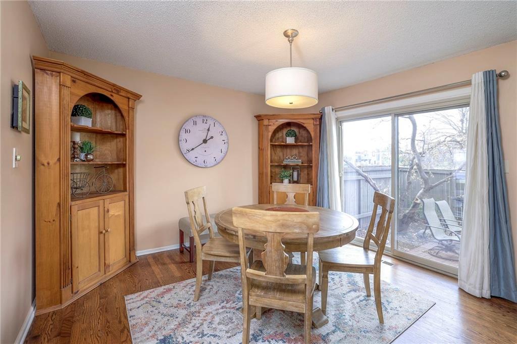 10238 Robinson Street