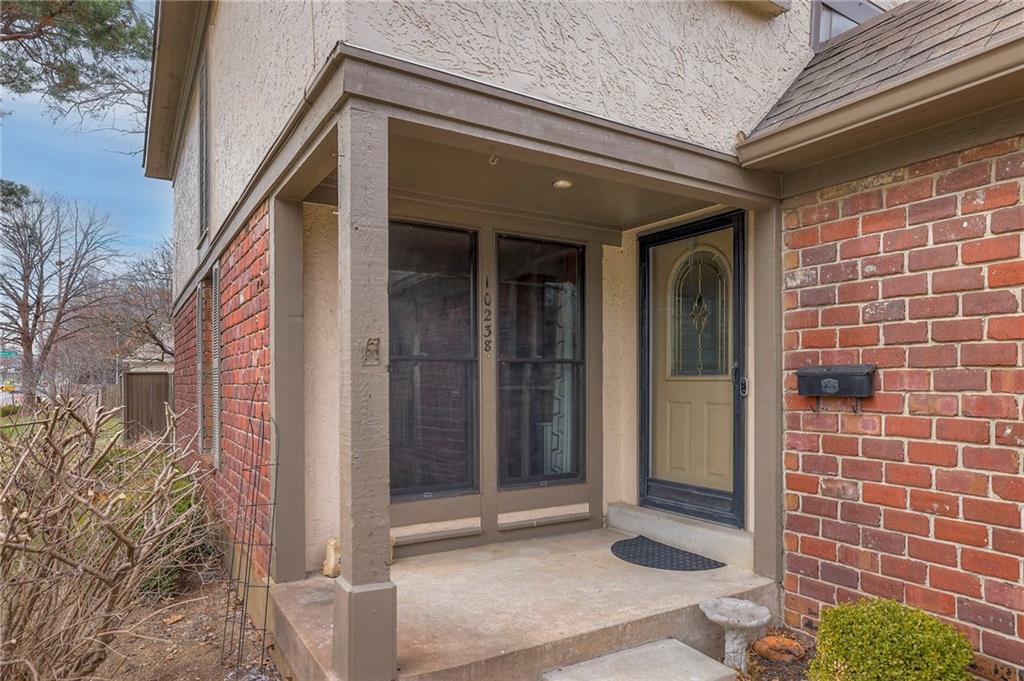 10238 Robinson Street