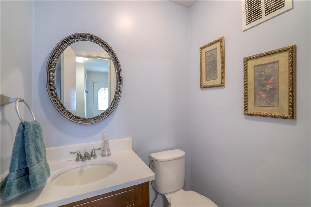 10238 Robinson Street