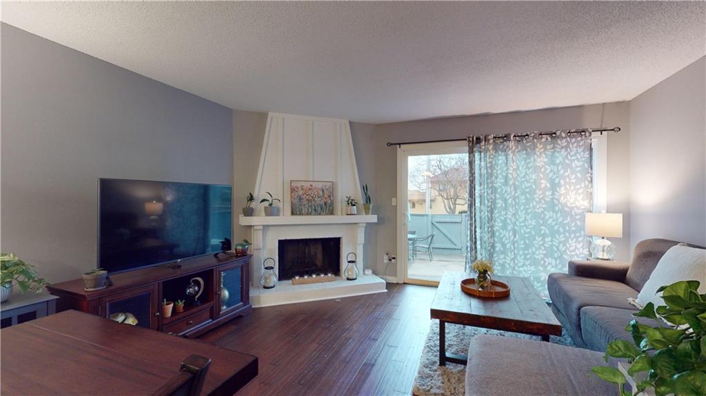 8289 Monrovia Street