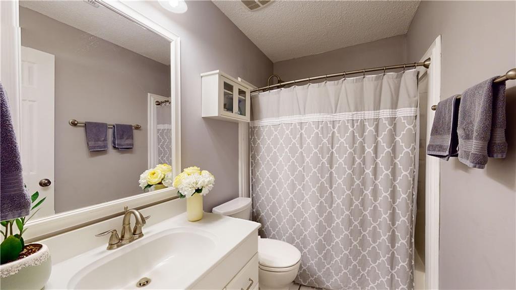 8289 Monrovia Street