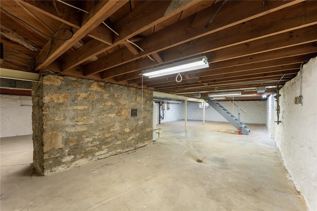 4819 W 65th Street