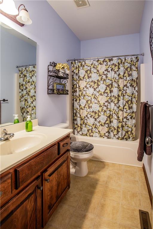 409 NW Fox Hollow Lane