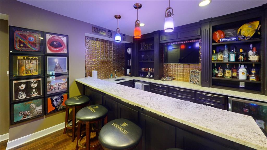 4419 Meadow View Drive
