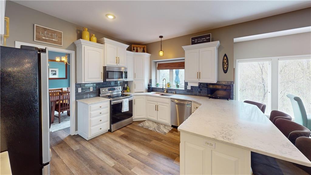 4419 Meadow View Drive