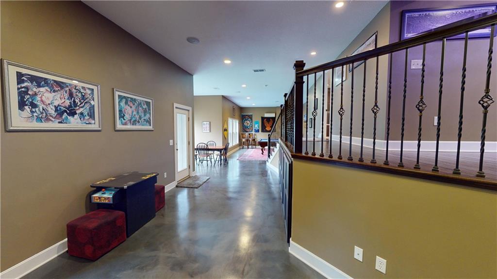 4419 Meadow View Drive