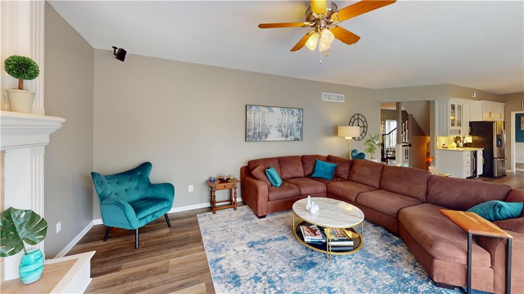 4419 Meadow View Drive