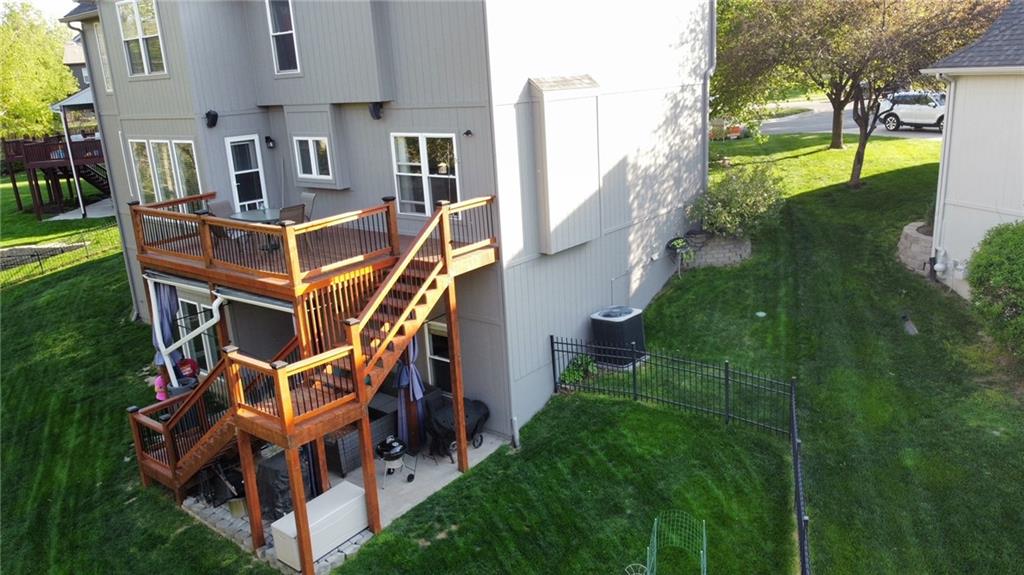 4419 Meadow View Drive