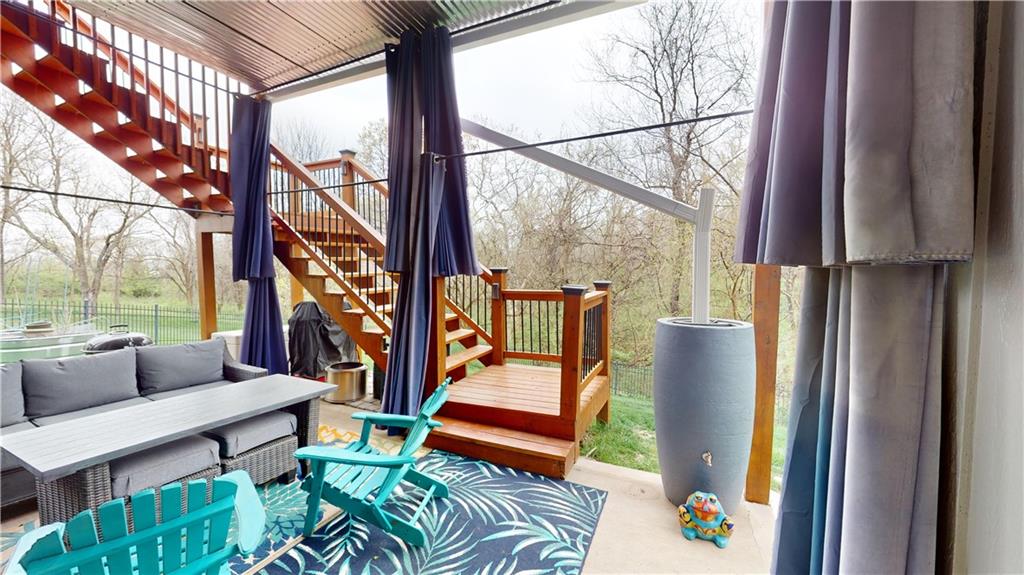 4419 Meadow View Drive