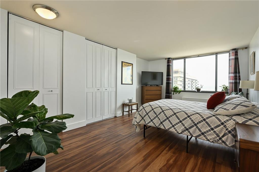 600 E 8th Street Unit: 12H