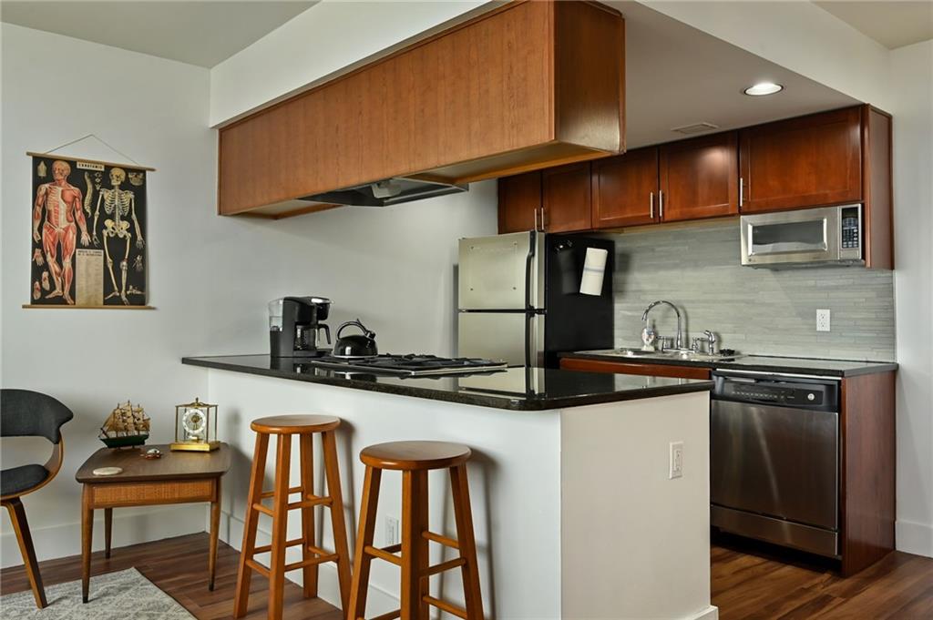 600 E 8th Street Unit: 12H
