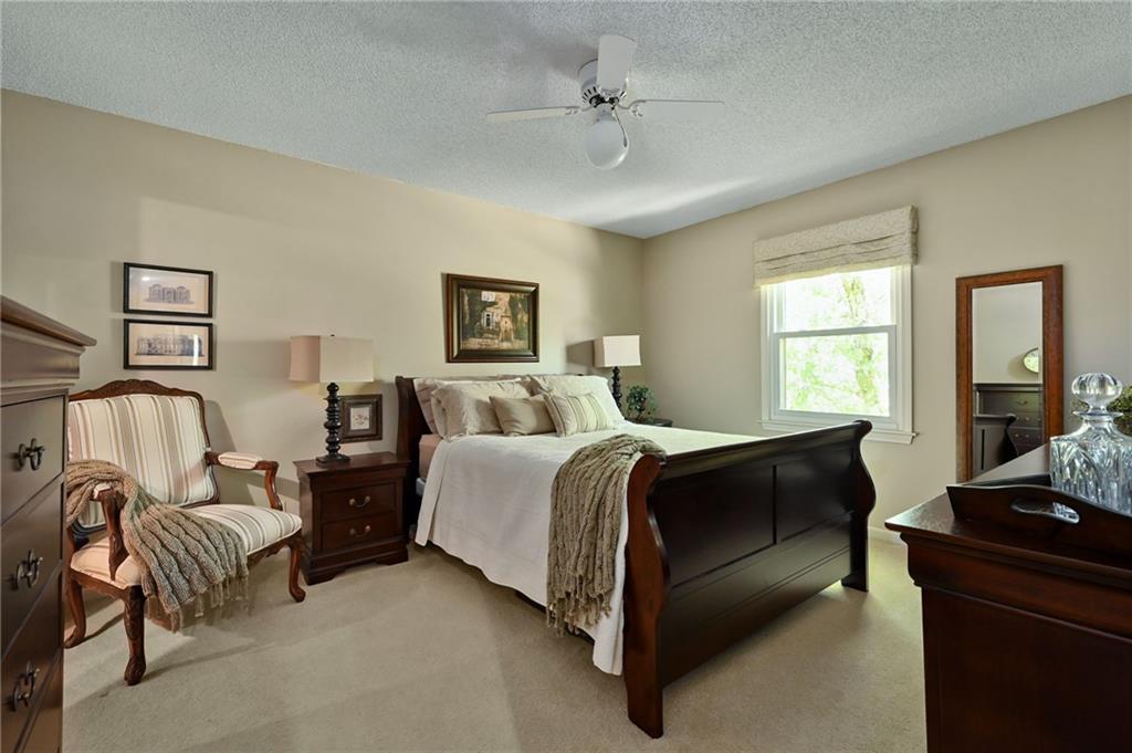 5429 W 139th Street