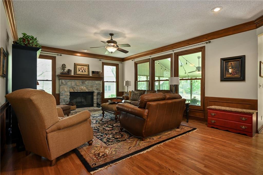 5429 W 139th Street