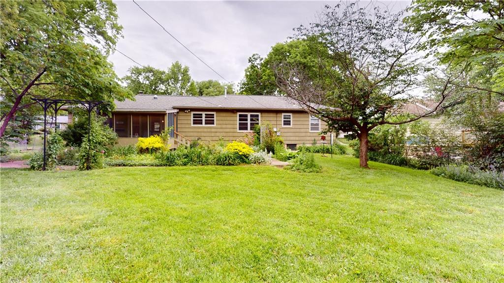 8215 W 88th Street