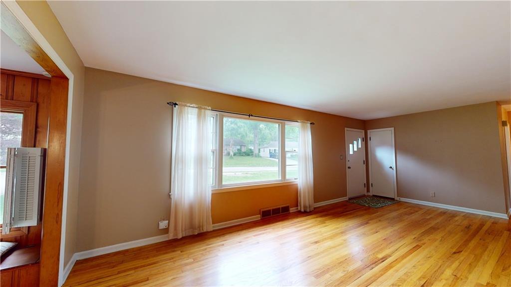8215 W 88th Street