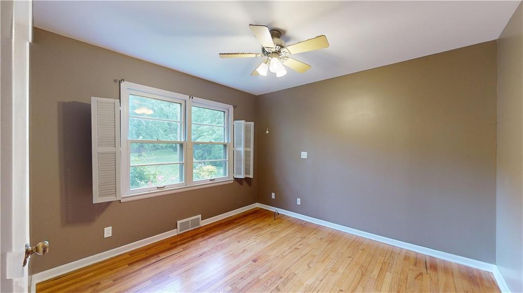 8215 W 88th Street