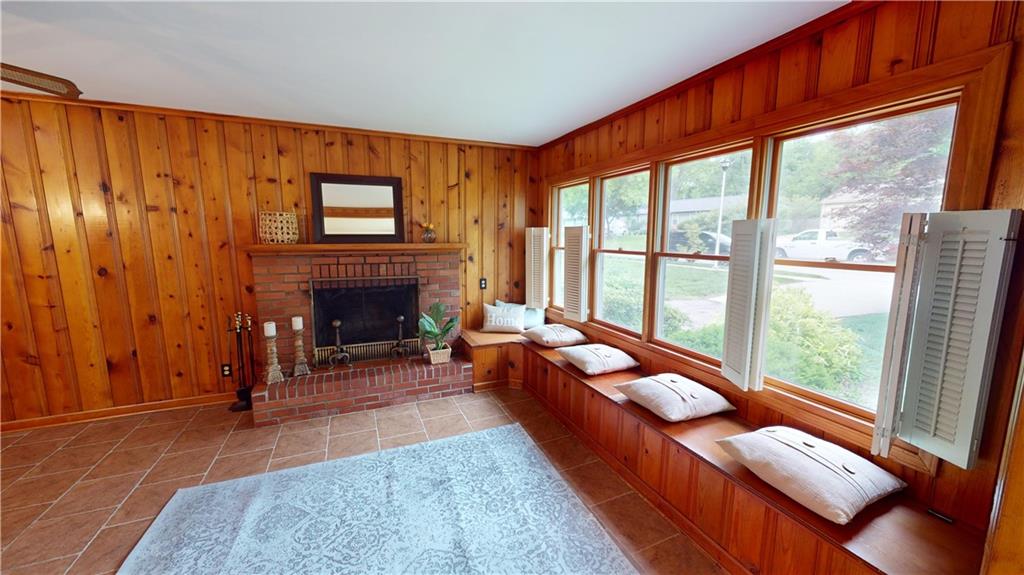 8215 W 88th Street