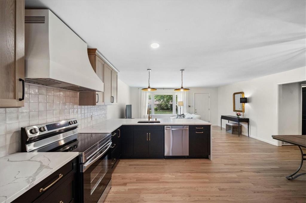 7630 Broadmoor Street