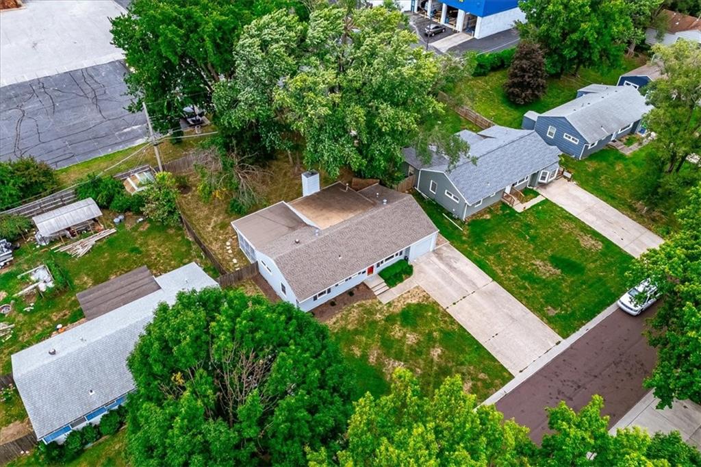 7630 Broadmoor Street