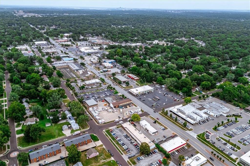 7630 Broadmoor Street