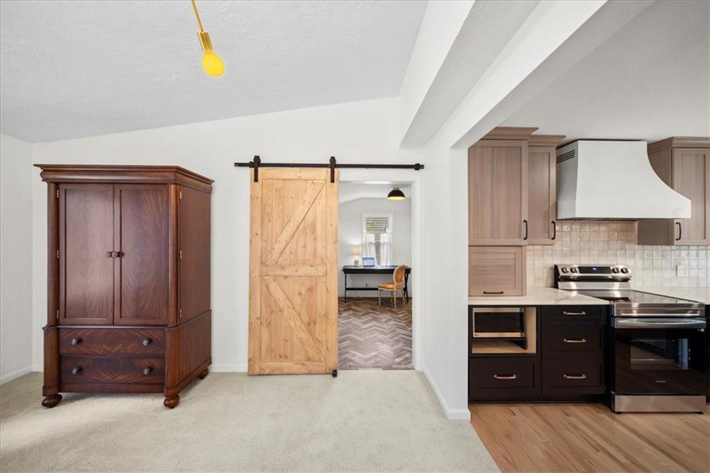 7630 Broadmoor Street