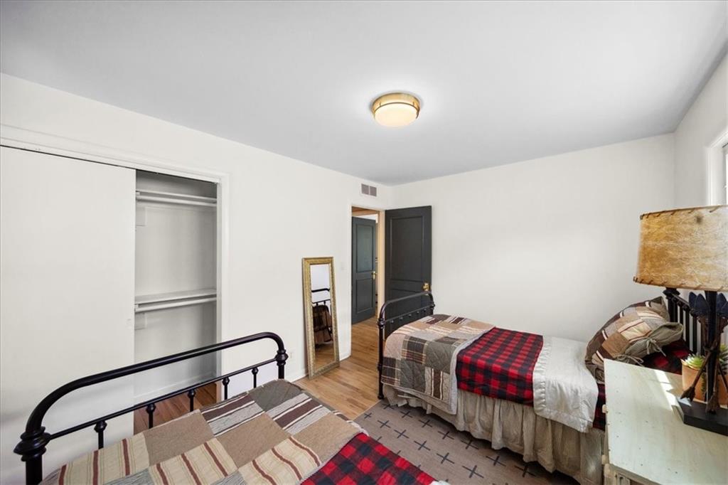 7630 Broadmoor Street