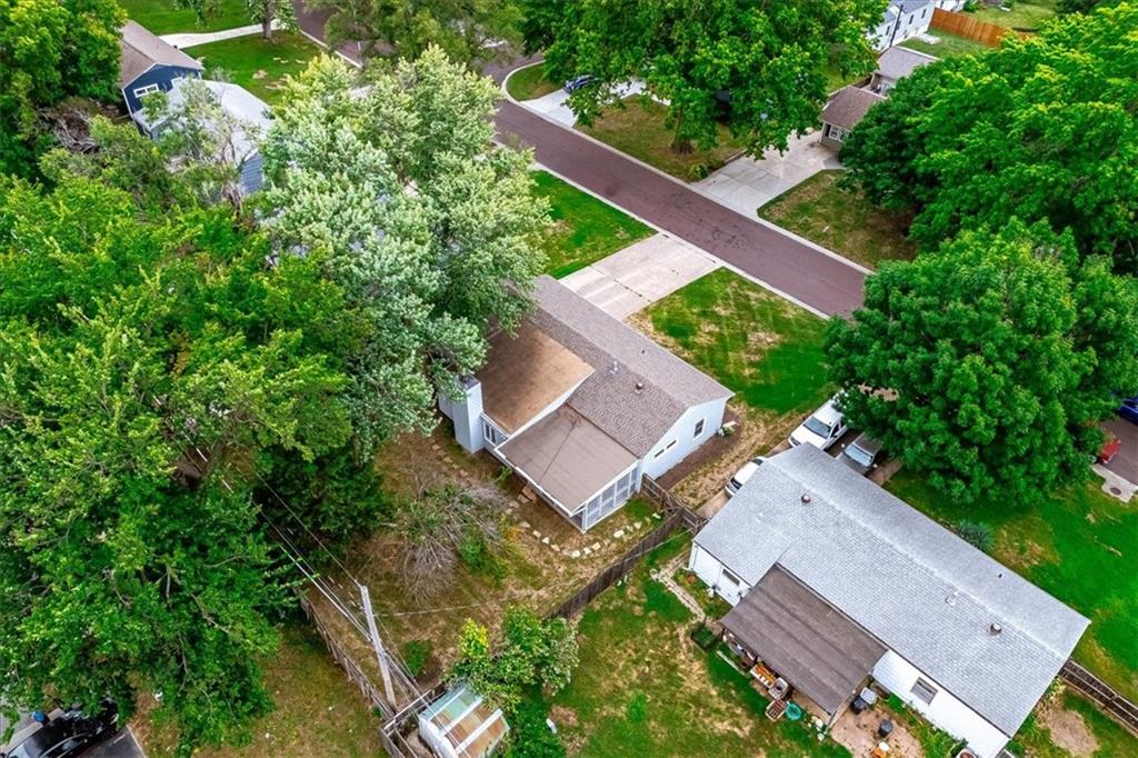 7630 Broadmoor Street