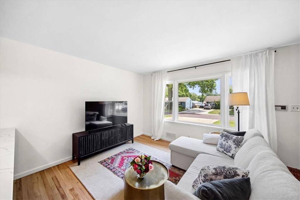 7630 Broadmoor Street