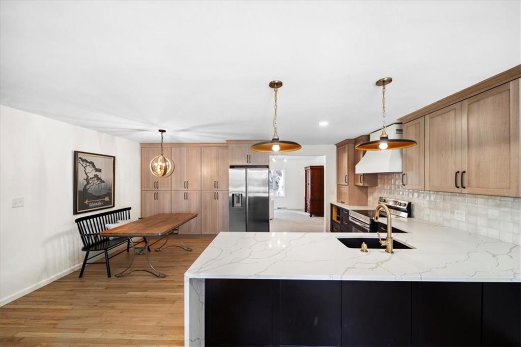 7630 Broadmoor Street