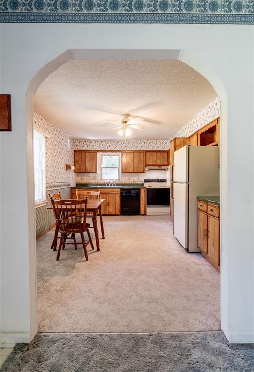 2746 S 69th Street