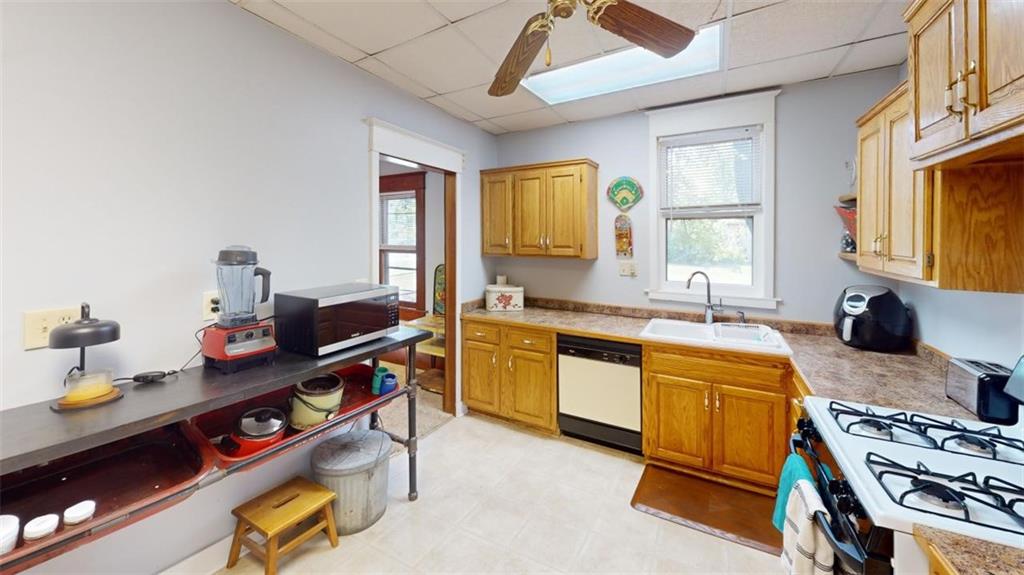 2920 N 155th Terrace