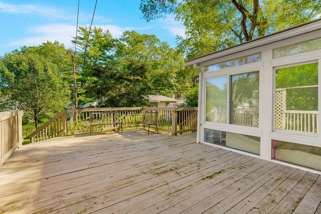 5710 W 101st Terrace