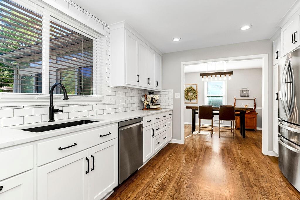 5710 W 101st Terrace