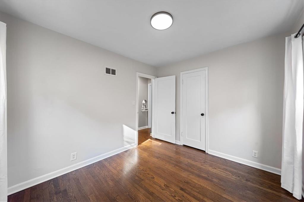 8016 Washington Street