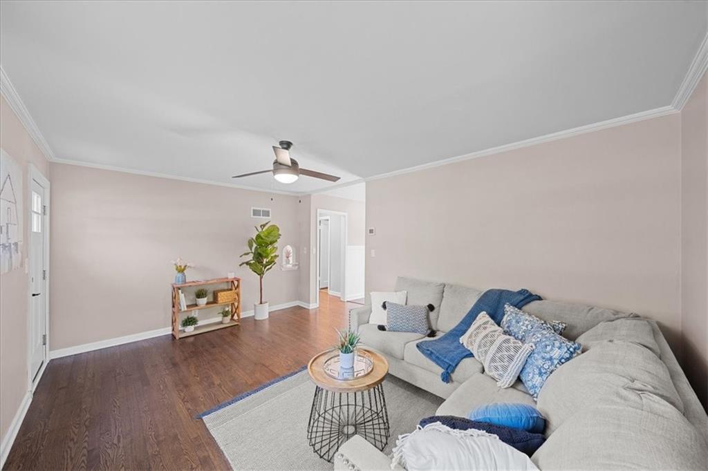 8016 Washington Street