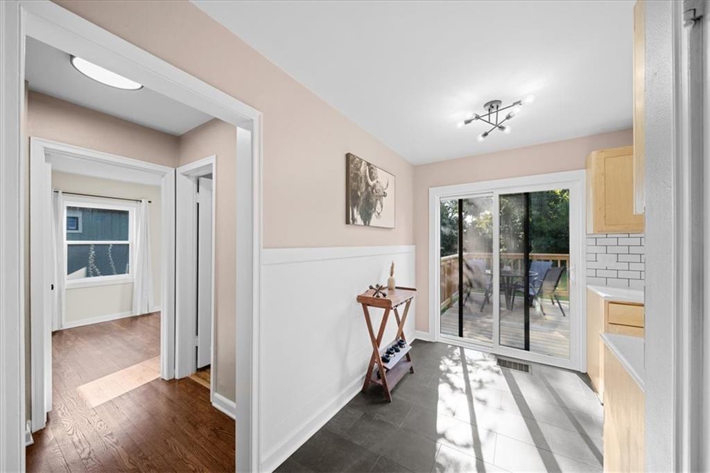 8016 Washington Street