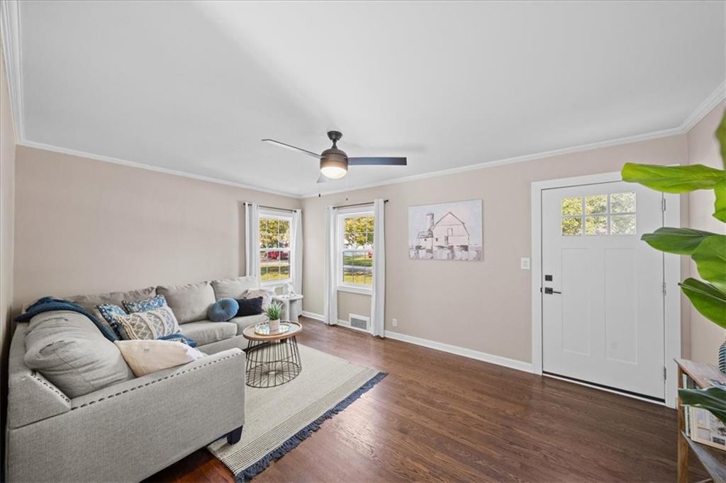 8016 Washington Street