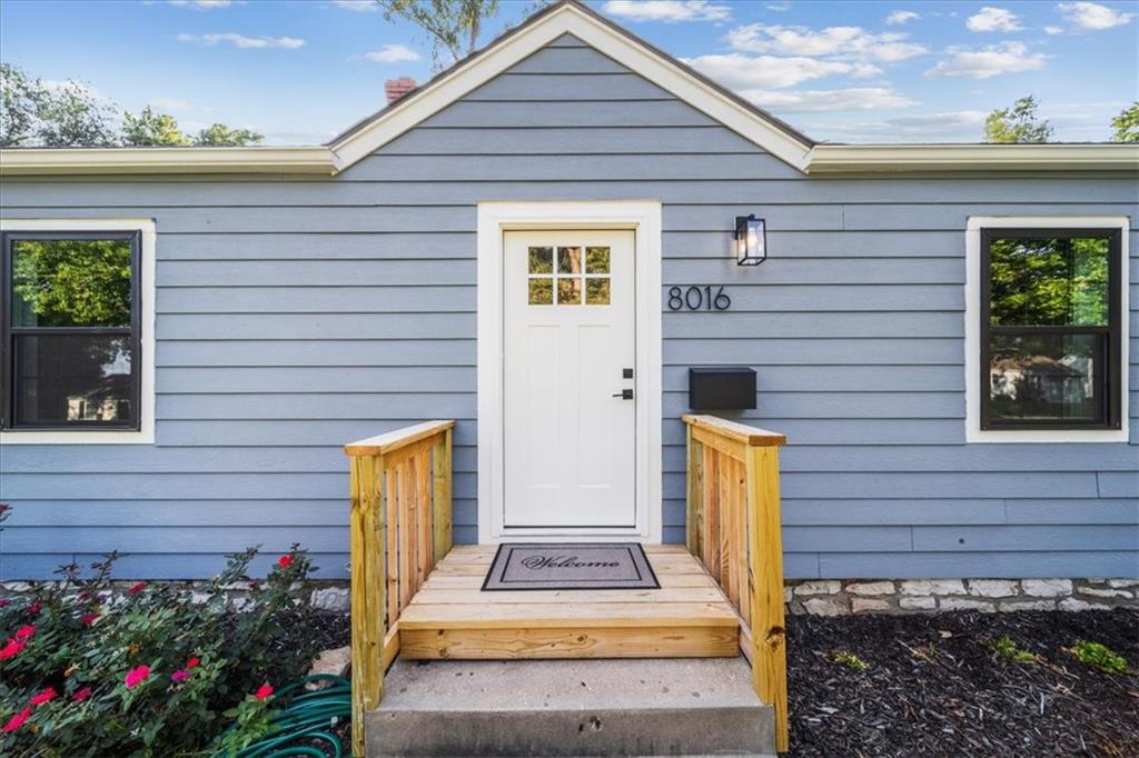 8016 Washington Street