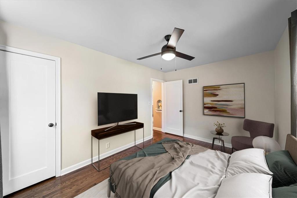 8016 Washington Street