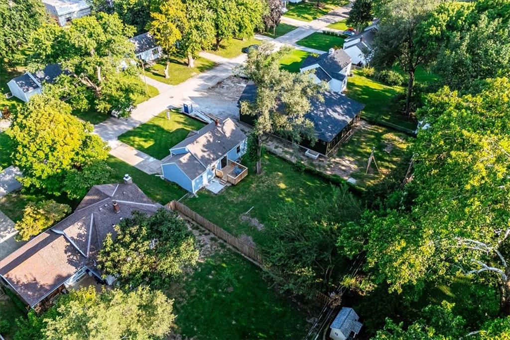 8016 Washington Street