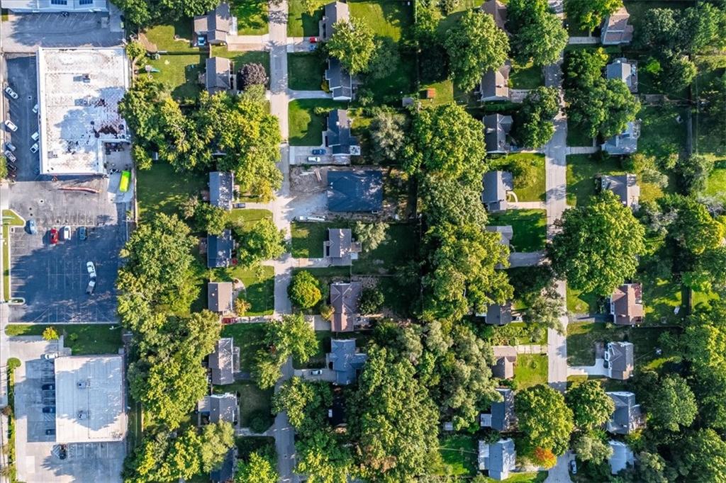 8016 Washington Street