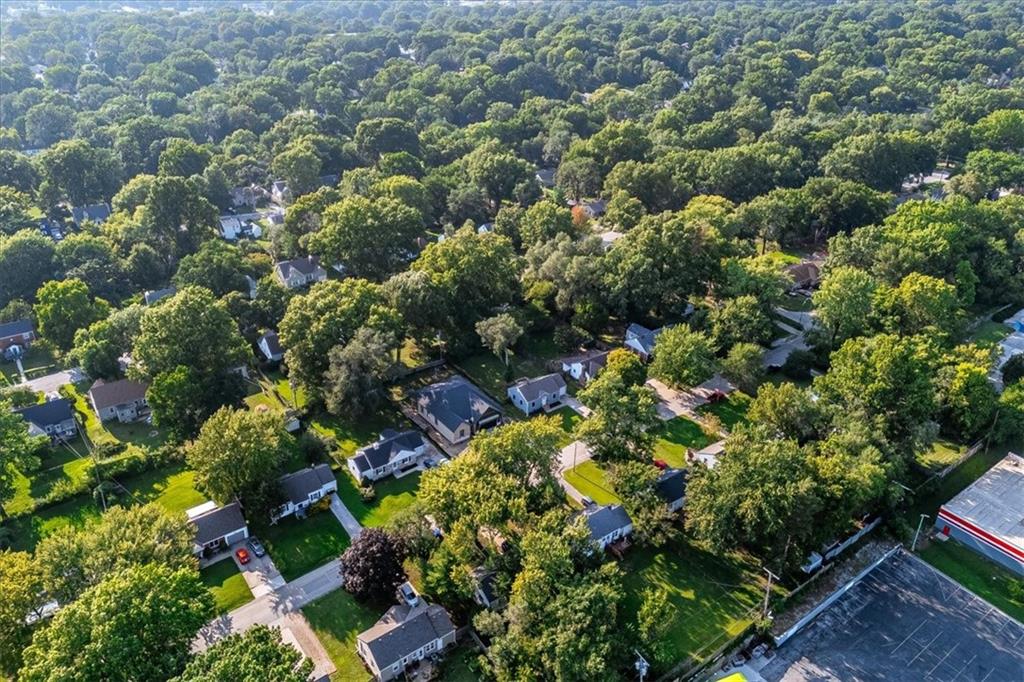 8016 Washington Street