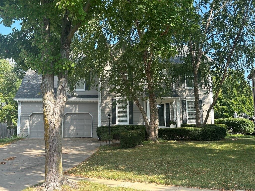 12811 Garnett Lane