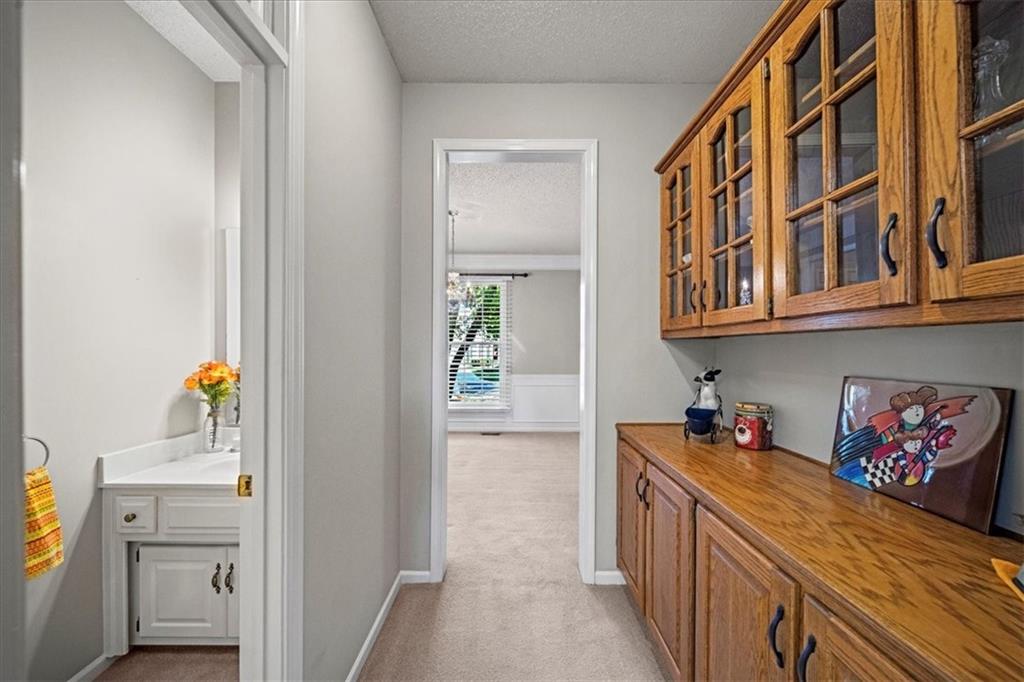 12811 Garnett Lane