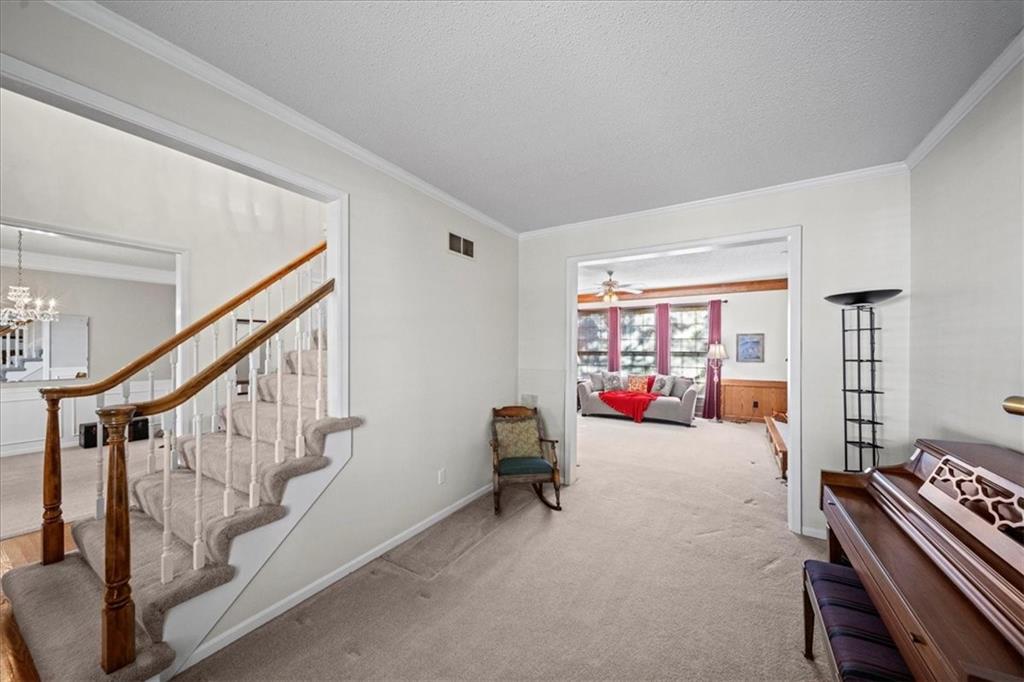 12811 Garnett Lane