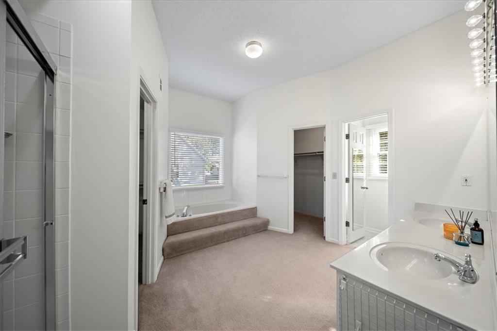 12811 Garnett Lane