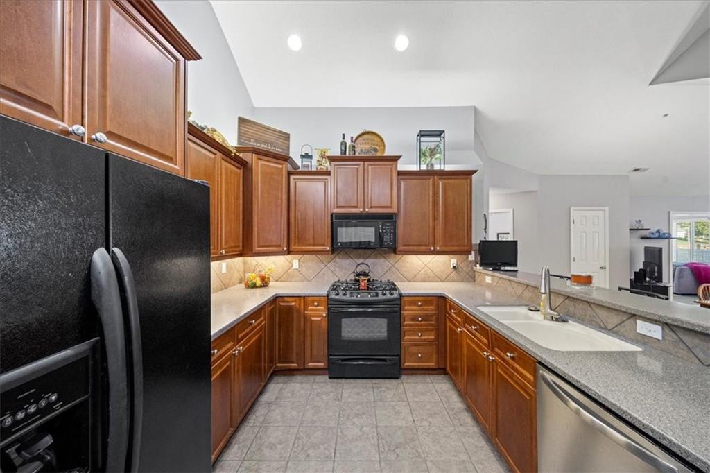 7114 Hedge Lane Terrace