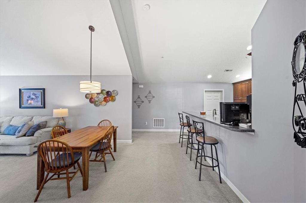 7114 Hedge Lane Terrace